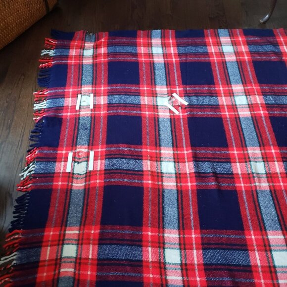 Vtg Troy Oversize Plaid Wool Fringe Throw Car Lap Stadium Bed Blanket 70" x 60" - Picture 8 of 12